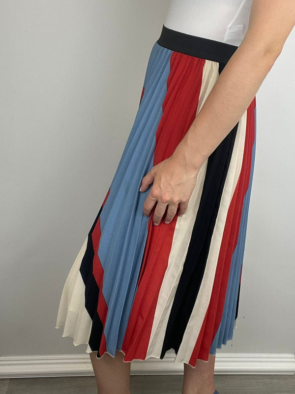 TENKI Skirt Size M/L