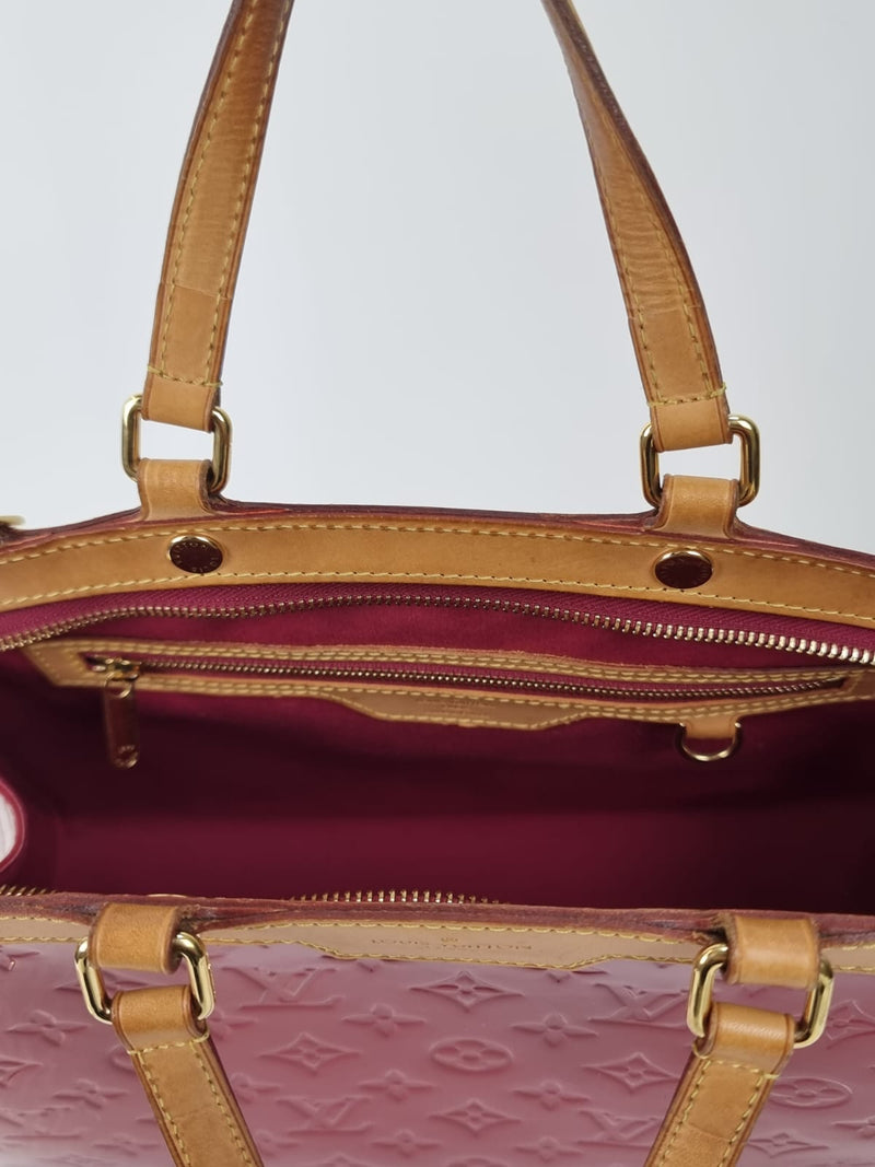 LOUIS VUITTON Monogram Vernis Brea MM Cerise